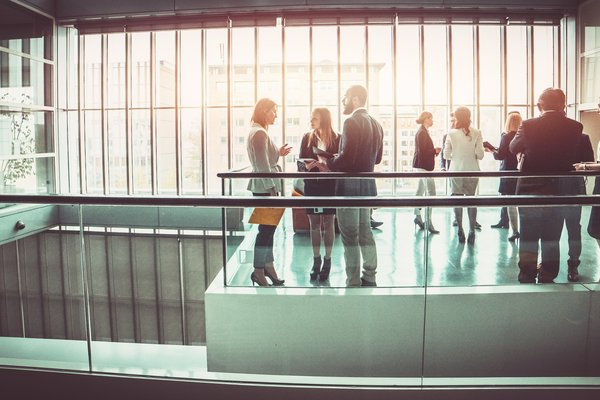 Nur auf Einladung: „Transformation gestalten – Neue Wege für Business, Supply Chain und Einkauf“ mit FORVIA HELLA