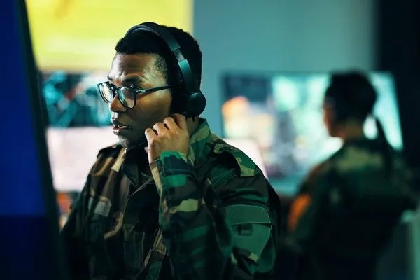 Challenges and actions for UK Defence leaders: Fostering innovation through SME engagement